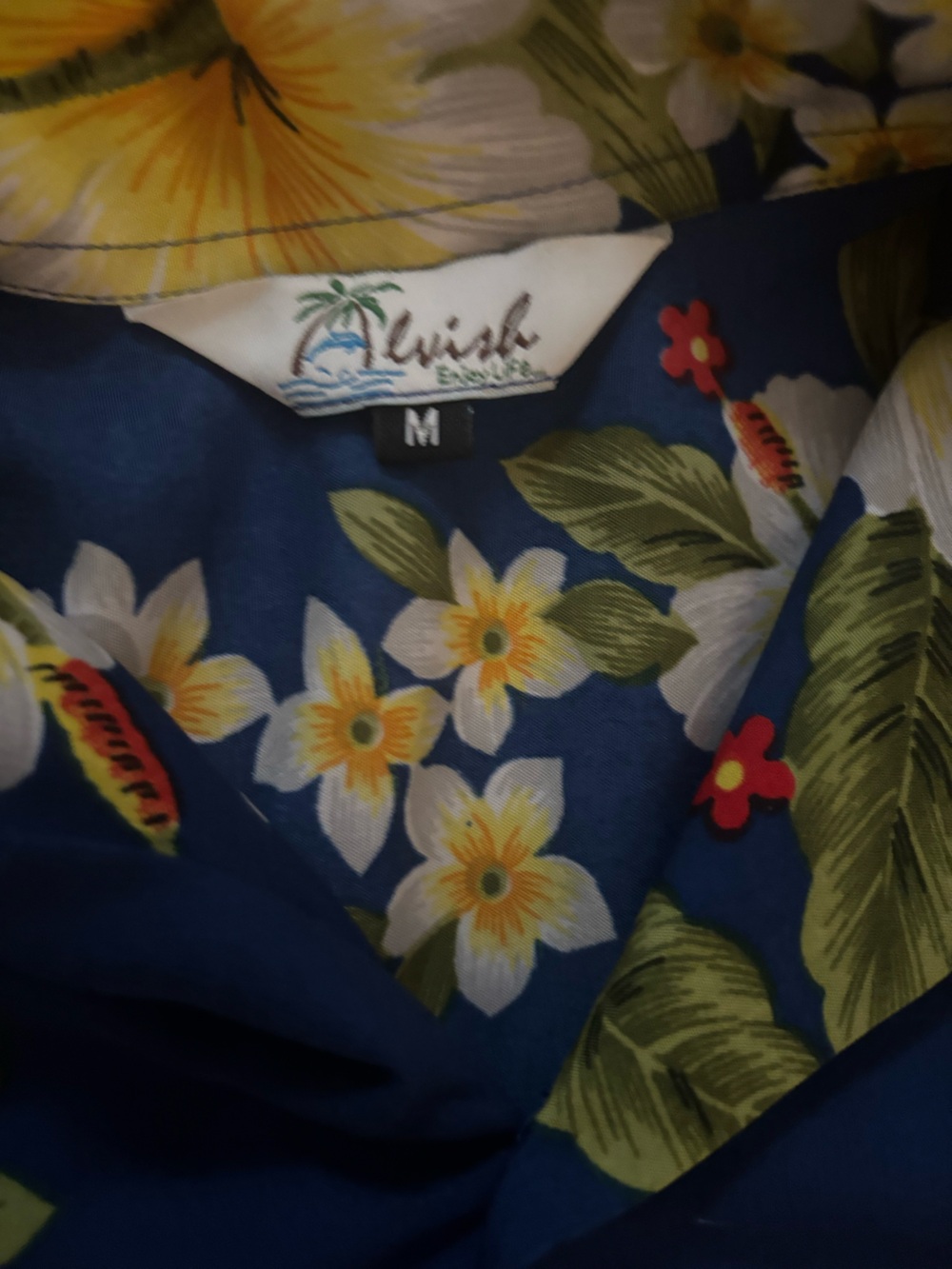 Tropical button down - Picture 2 of 2